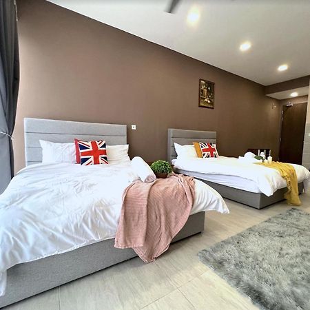 Free Parking # 2 Bed Family Bellsuite - Sepang Klia Kota Warisan Dış mekan fotoğraf