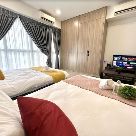 Free Parking # 2 Bed Family Bellsuite - Sepang Klia Kota Warisan Dış mekan fotoğraf