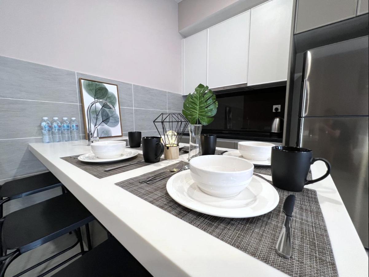 Free Parking # 2 Bed Family Bellsuite - Sepang Klia Kota Warisan Dış mekan fotoğraf