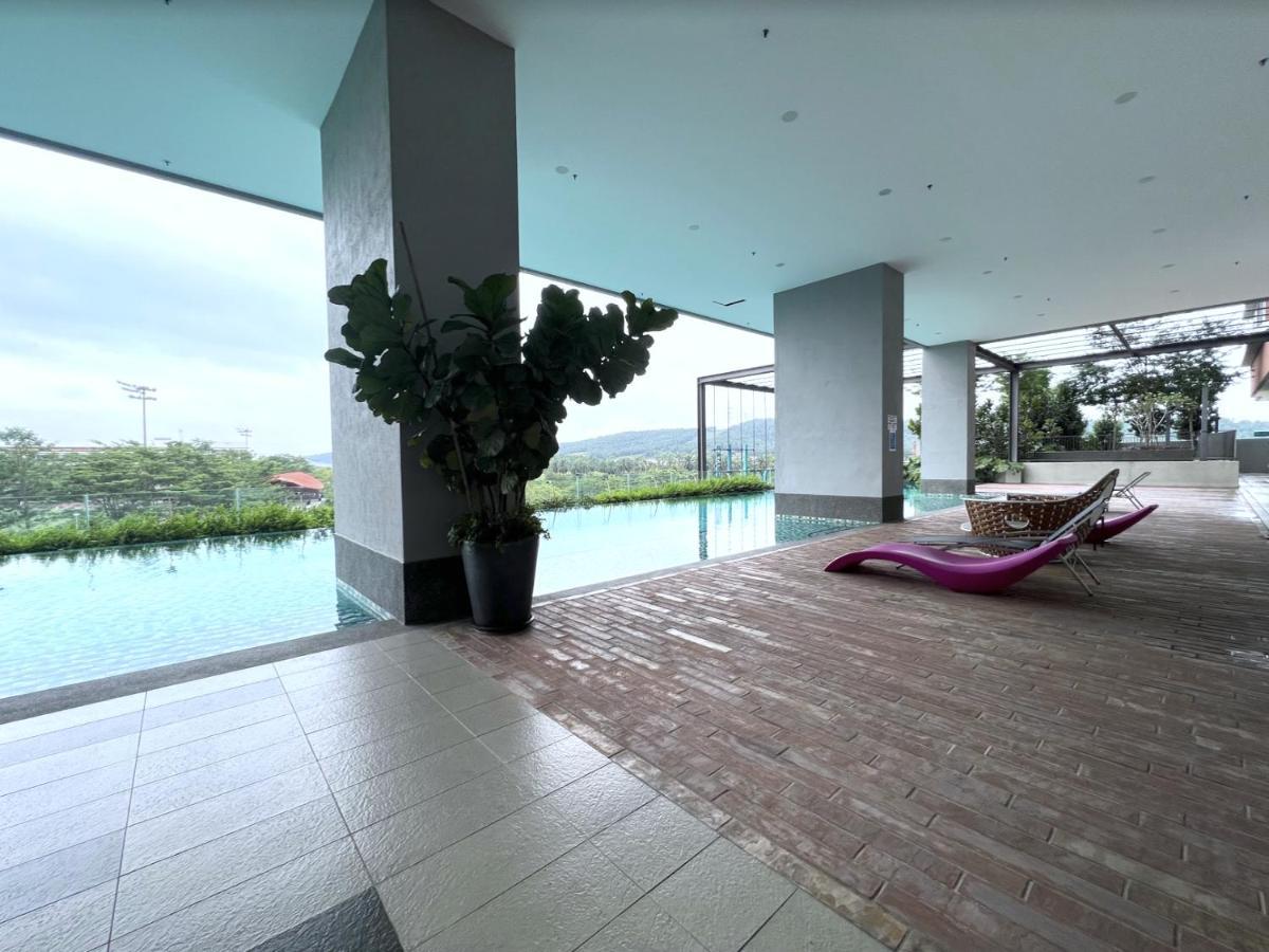 Free Parking # 2 Bed Family Bellsuite - Sepang Klia Kota Warisan Dış mekan fotoğraf