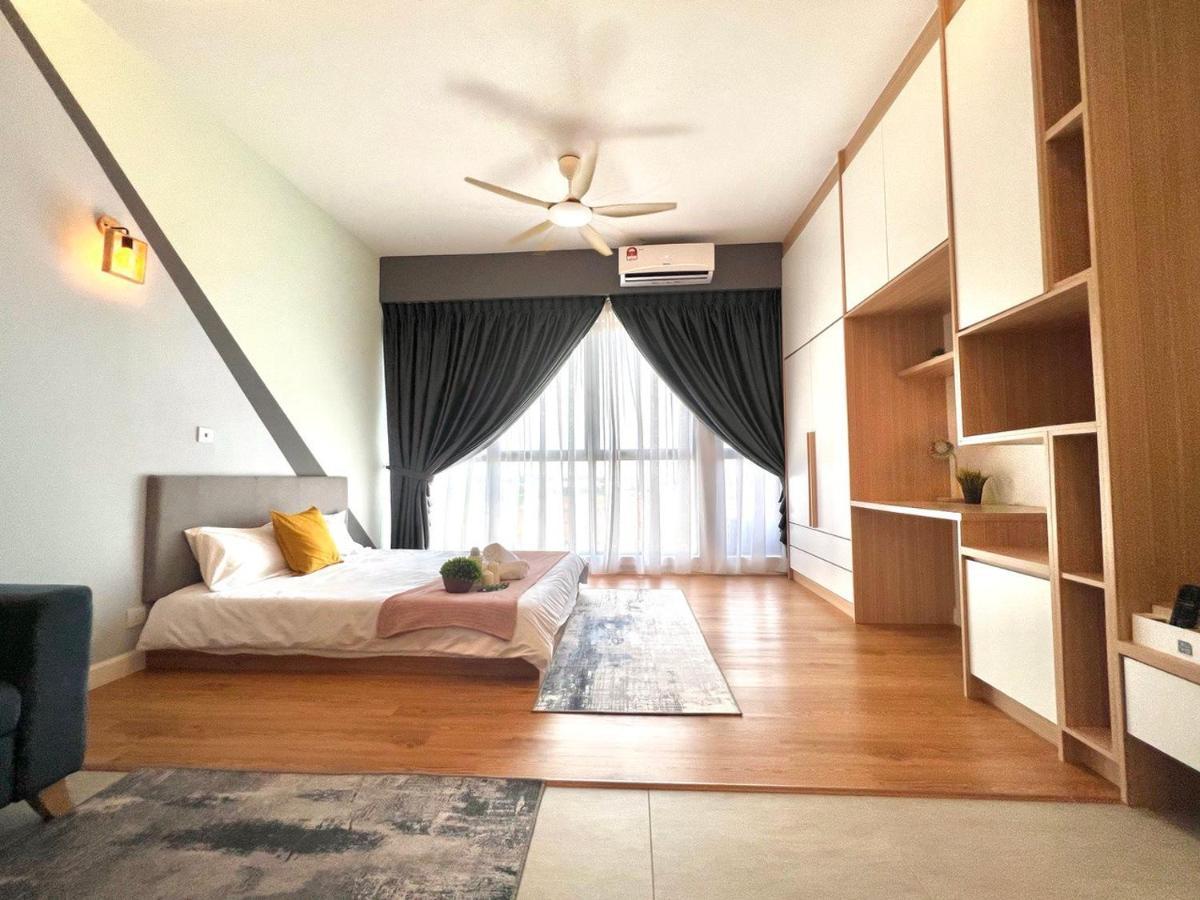 Free Parking # 2 Bed Family Bellsuite - Sepang Klia Kota Warisan Dış mekan fotoğraf