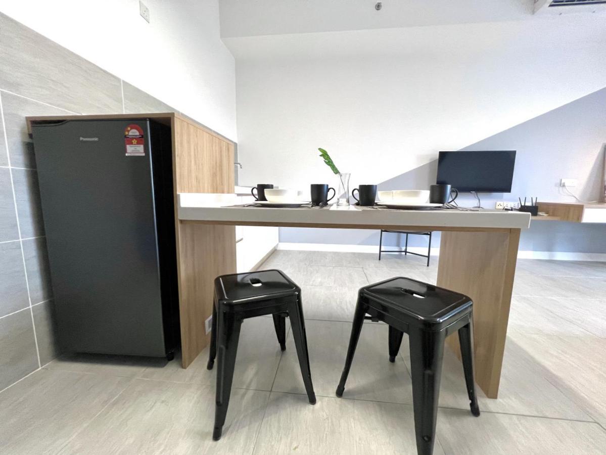 Free Parking # 2 Bed Family Bellsuite - Sepang Klia Kota Warisan Dış mekan fotoğraf