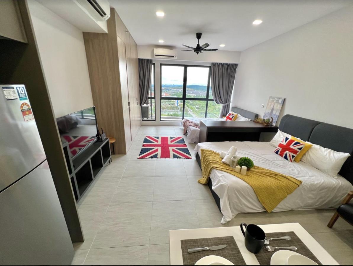 Free Parking # 2 Bed Family Bellsuite - Sepang Klia Kota Warisan Dış mekan fotoğraf