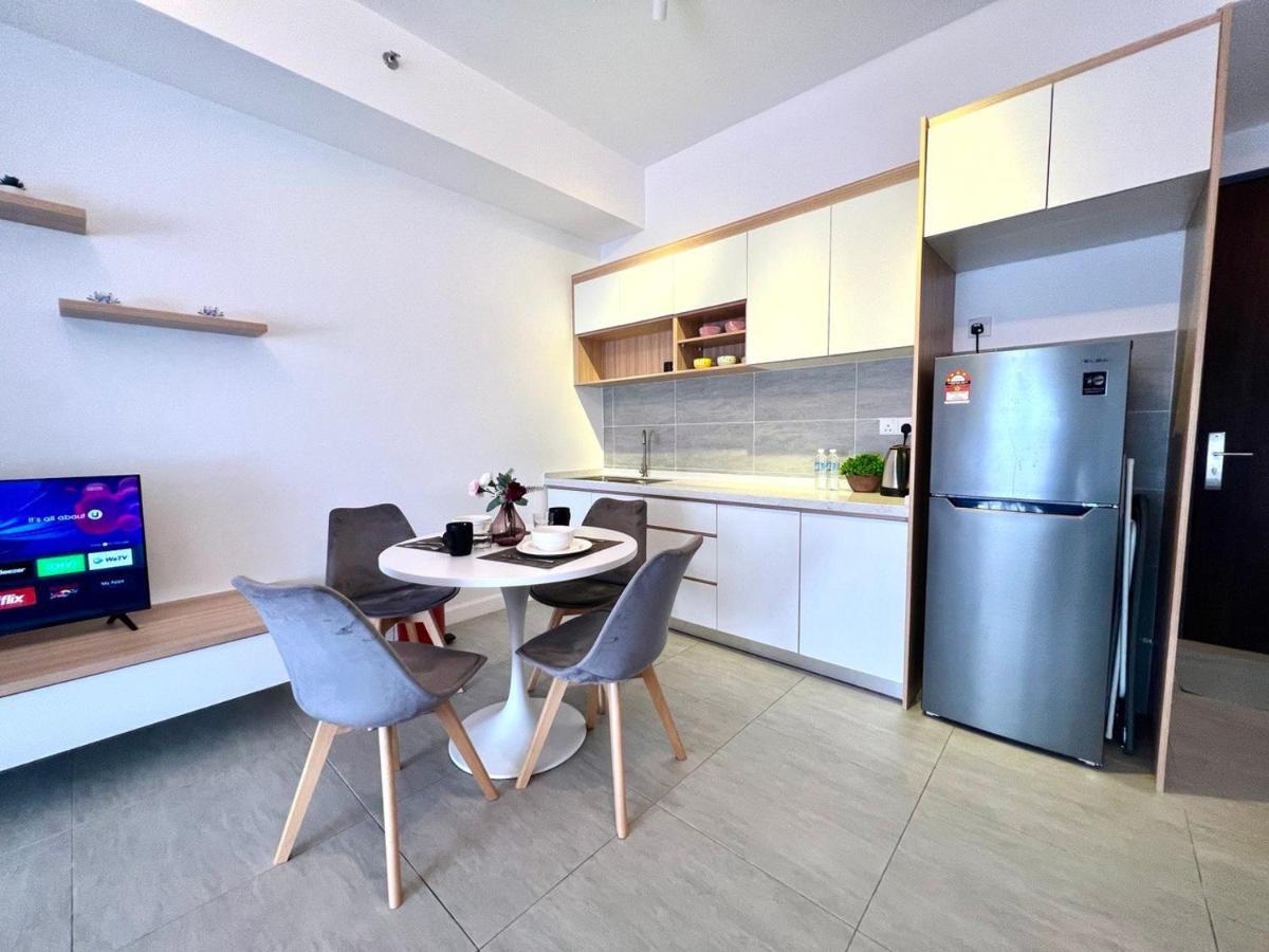 Free Parking # 2 Bed Family Bellsuite - Sepang Klia Kota Warisan Dış mekan fotoğraf