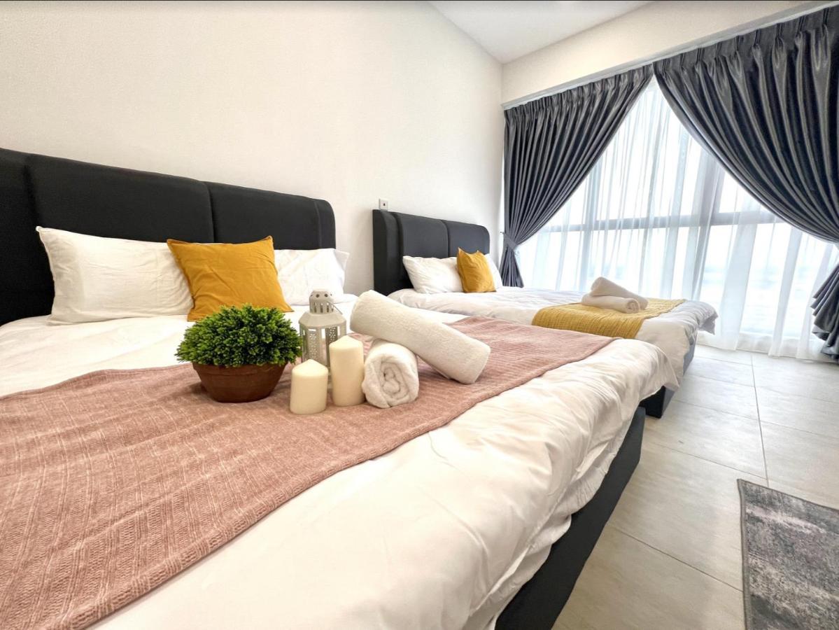 Free Parking # 2 Bed Family Bellsuite - Sepang Klia Kota Warisan Dış mekan fotoğraf